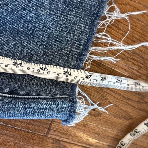 Express modern straight super high rise distressed knee jeans 6s - Picture 7 of 12